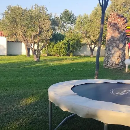 Апартаменты Rosa's Garden House Paralia Sikias