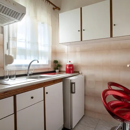 Apartment Rosa's Garden House *