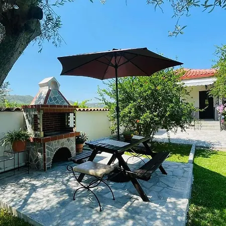 Rosa's Garden House * Paralia Sikias