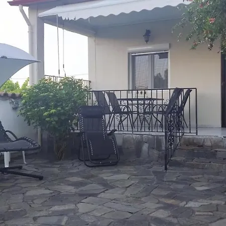 Rosa's Garden House * Paralia Sikias