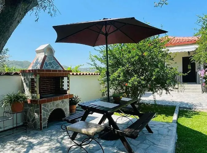Rosa's Garden House * Paralia Sikias