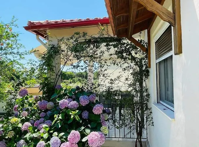 Rosa's Garden House Διαμέρισμα *