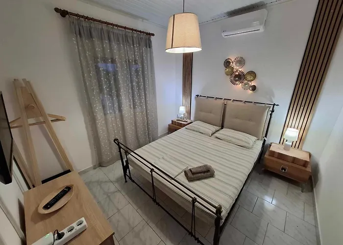 Rosa's Garden House * Paralia Sikias